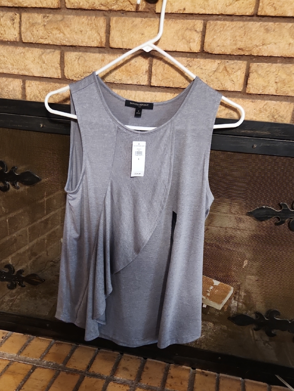 Banana Republic Gray Ruffle-Front Sleeveless Tank Top